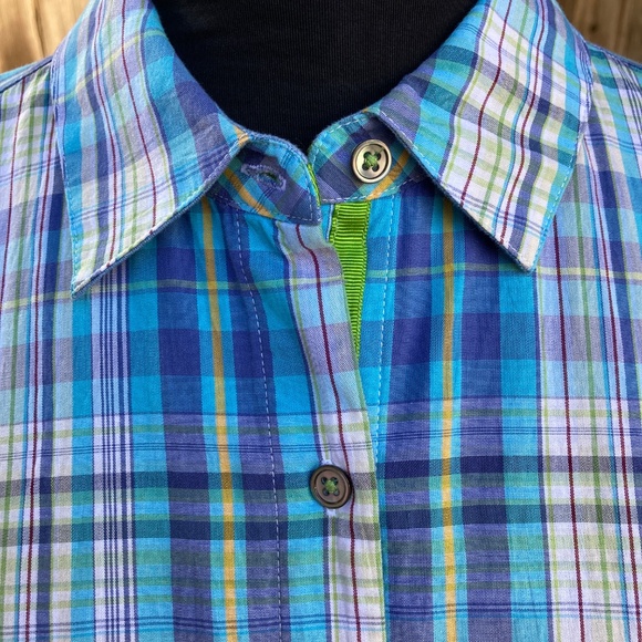 Plaid Cotton Button Up with Finish Details - Picture 6 of 9